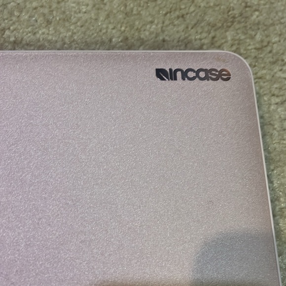 Incase Snap Jacket - Picture 2 of 7